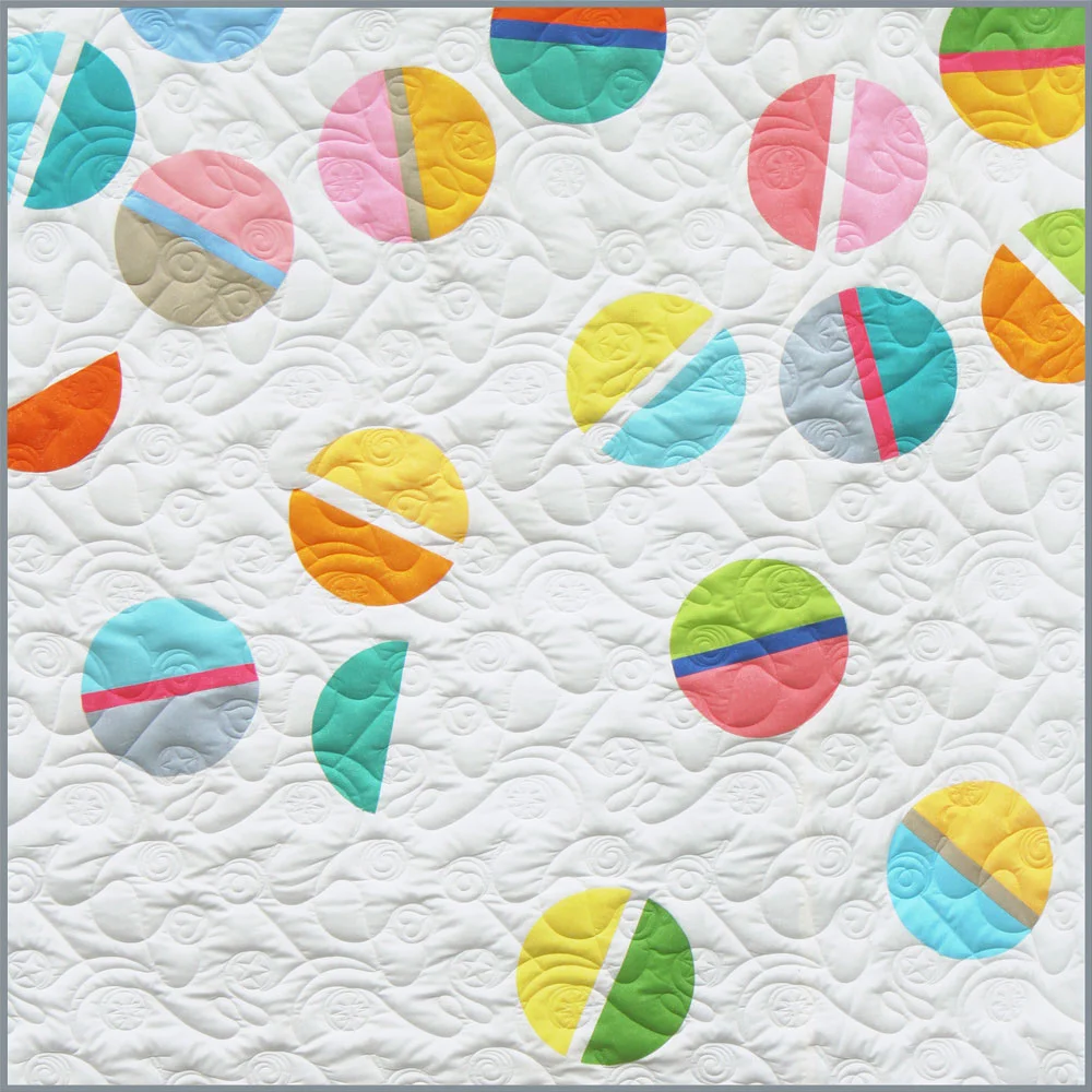 baby-balls-quilt-by-zen-chic.jpg