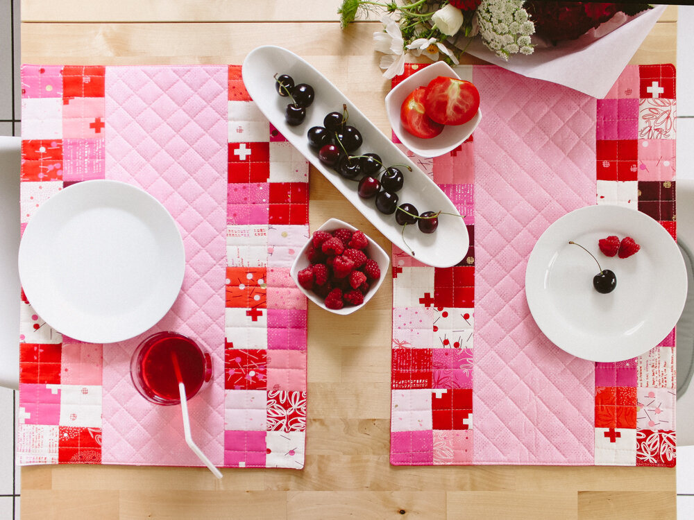 placemat-just-red-by-zen-chic-6-2.jpg