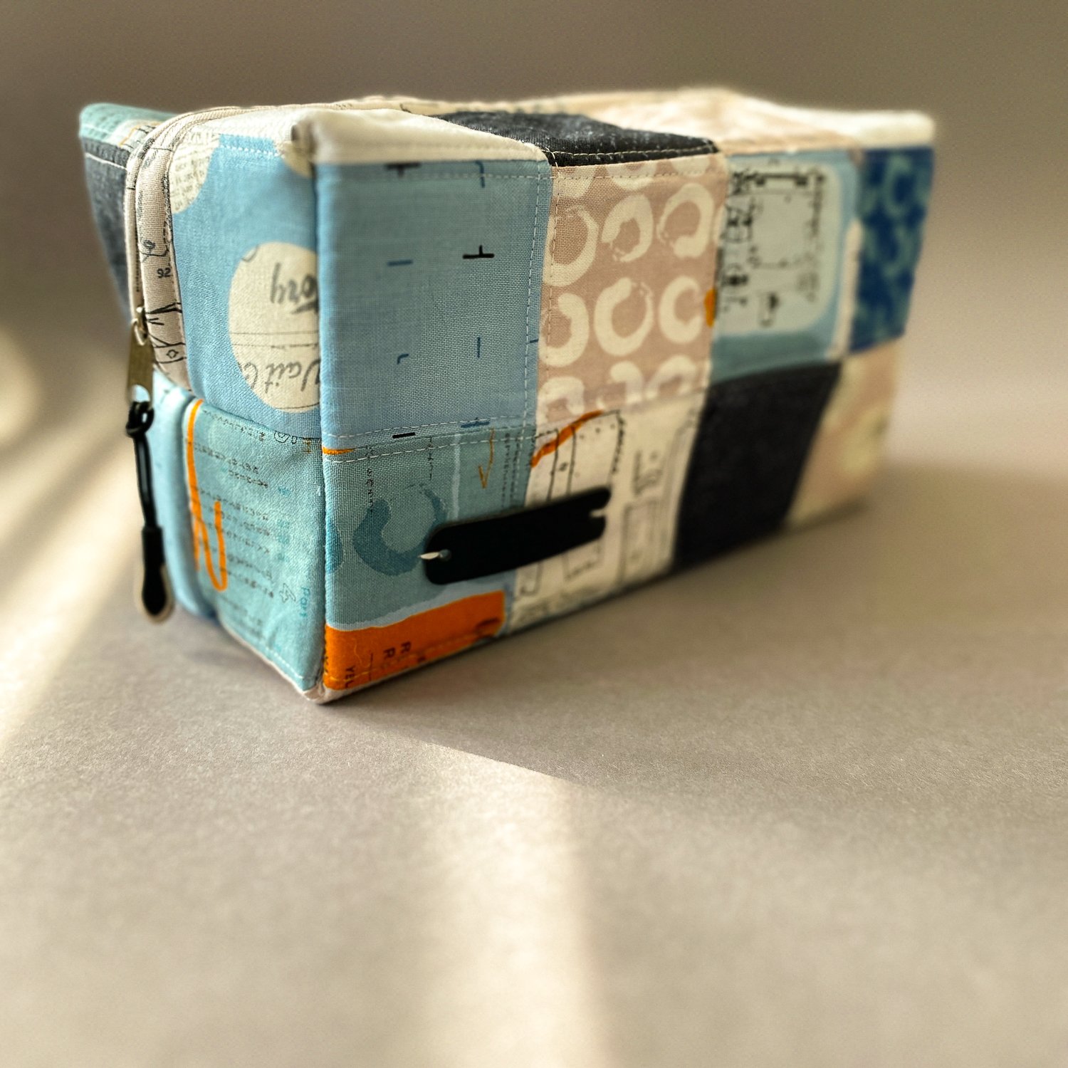 boxy pouch bluish-4.JPG.jpg