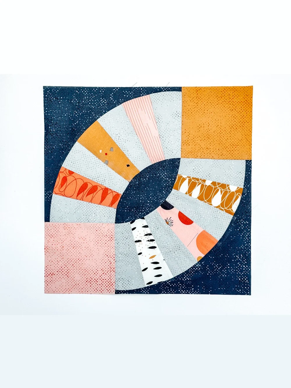 close with a curved seam