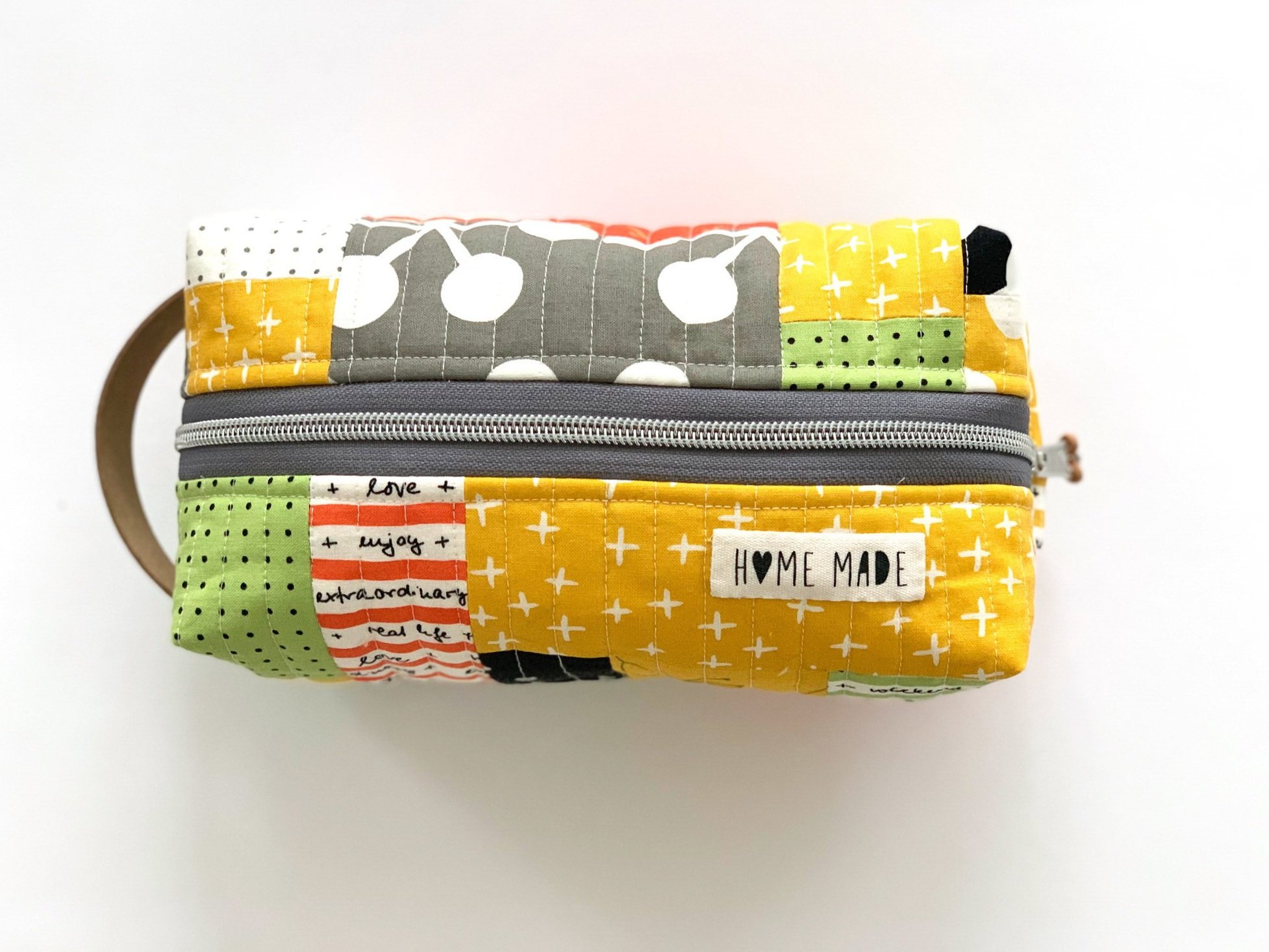 Ultimate Boxy Pouch PDF Sewing Pattern for a Fully Lined Boxy Zipper Pouch  With No Binding on the Inside, Cross Body Bag Pattern - Etsy