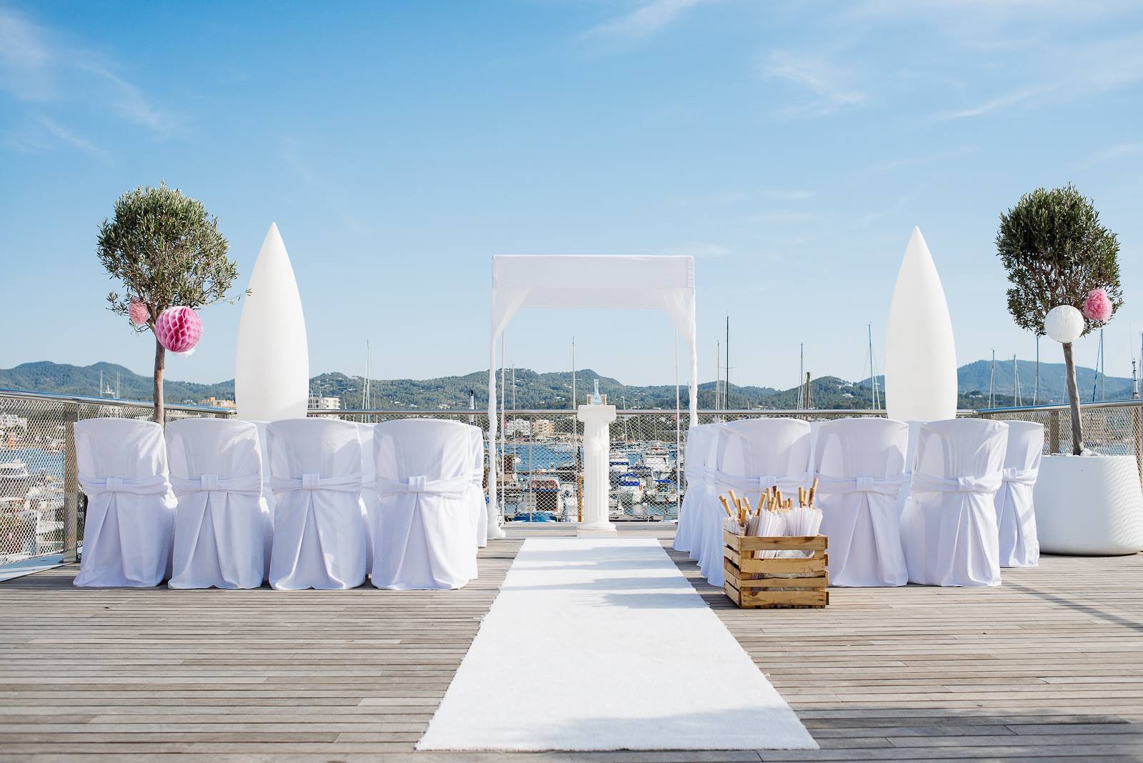 A Wedding Ceremony at Restaurante Es Nautic, San Antonio, Ibiza. Photo by Dario Sanz.