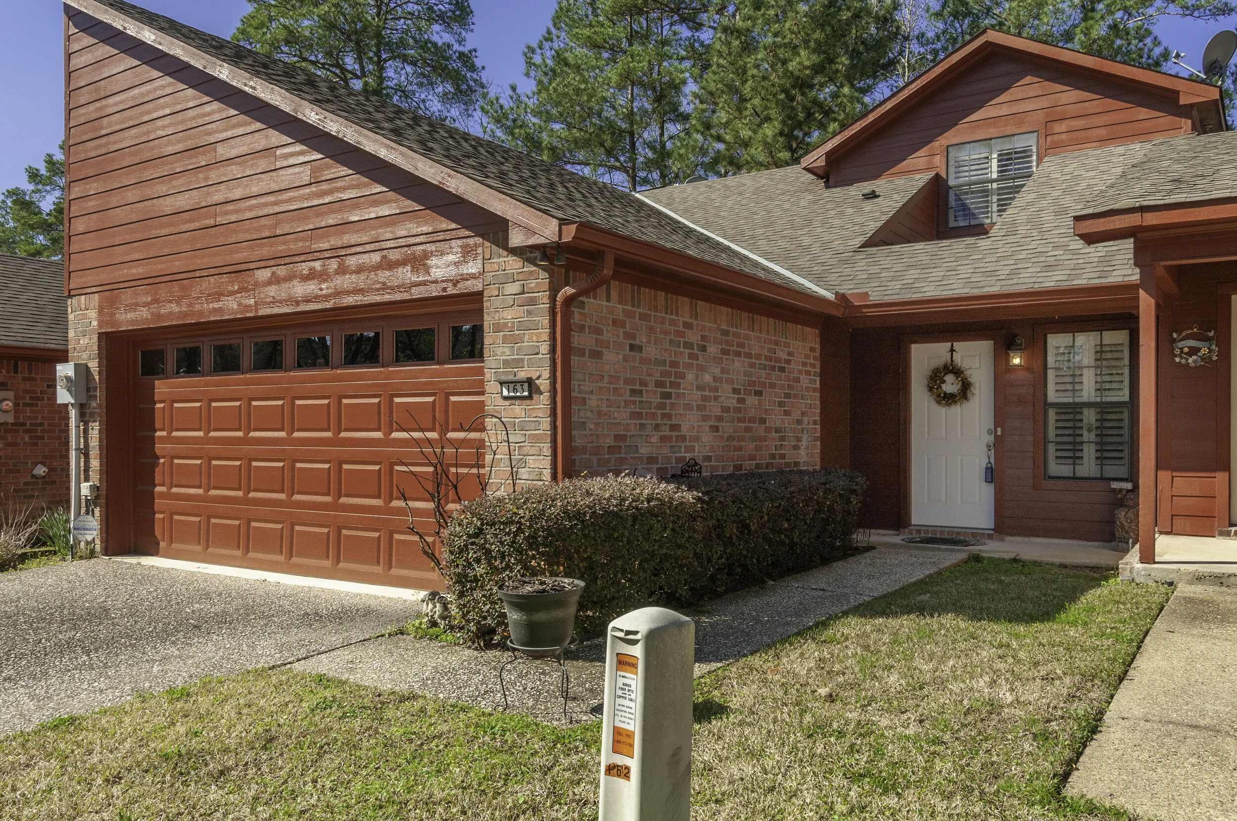 2 Beds 2 Baths 1,317 Sq Feet $143,500