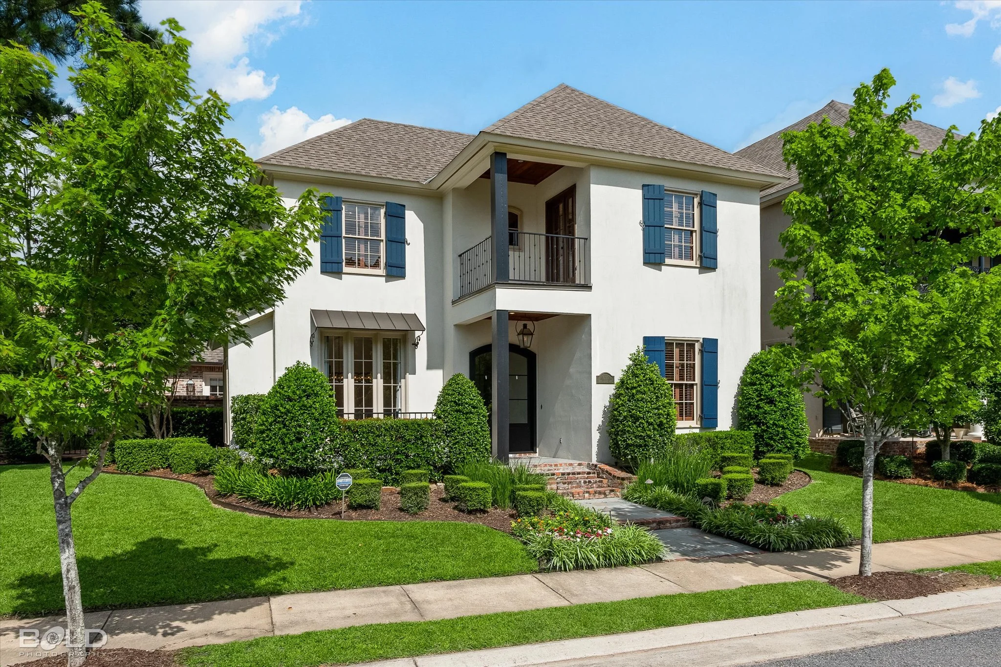 4 Beds 3 Baths 3,325 Sq Feet $825,000