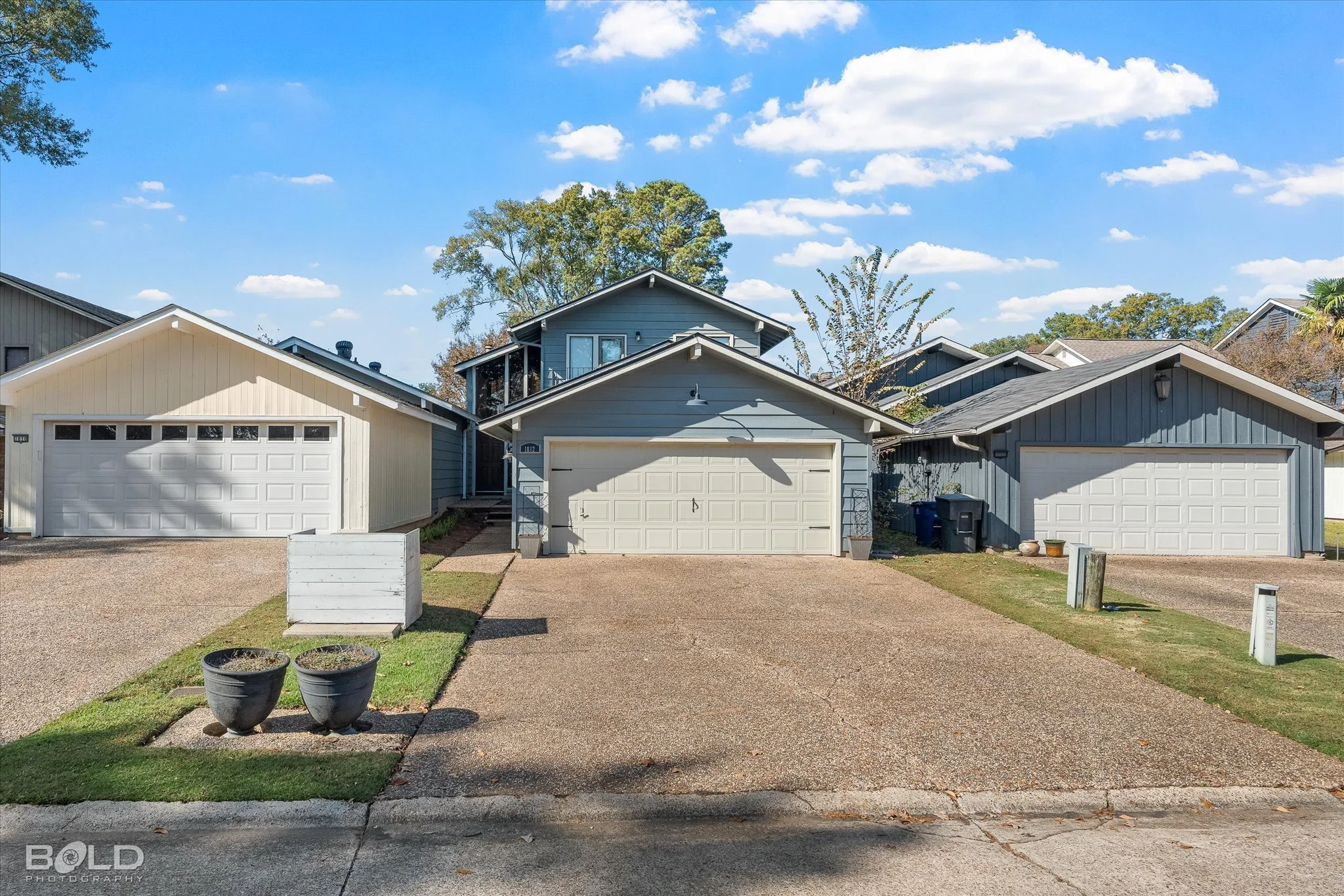 3 Beds 2.5 Baths 2,084 Sq Feet $314,999