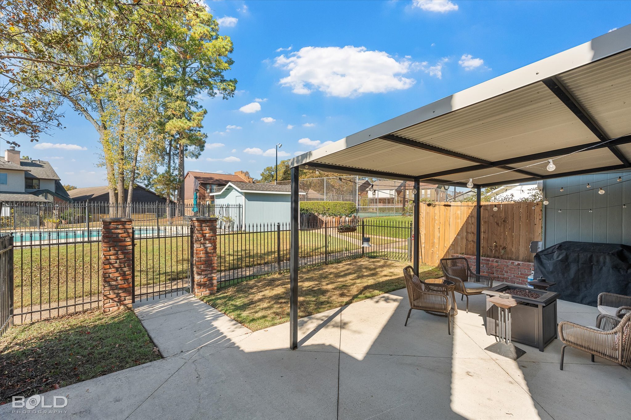 13-1812 Willow Point_13.jpg
