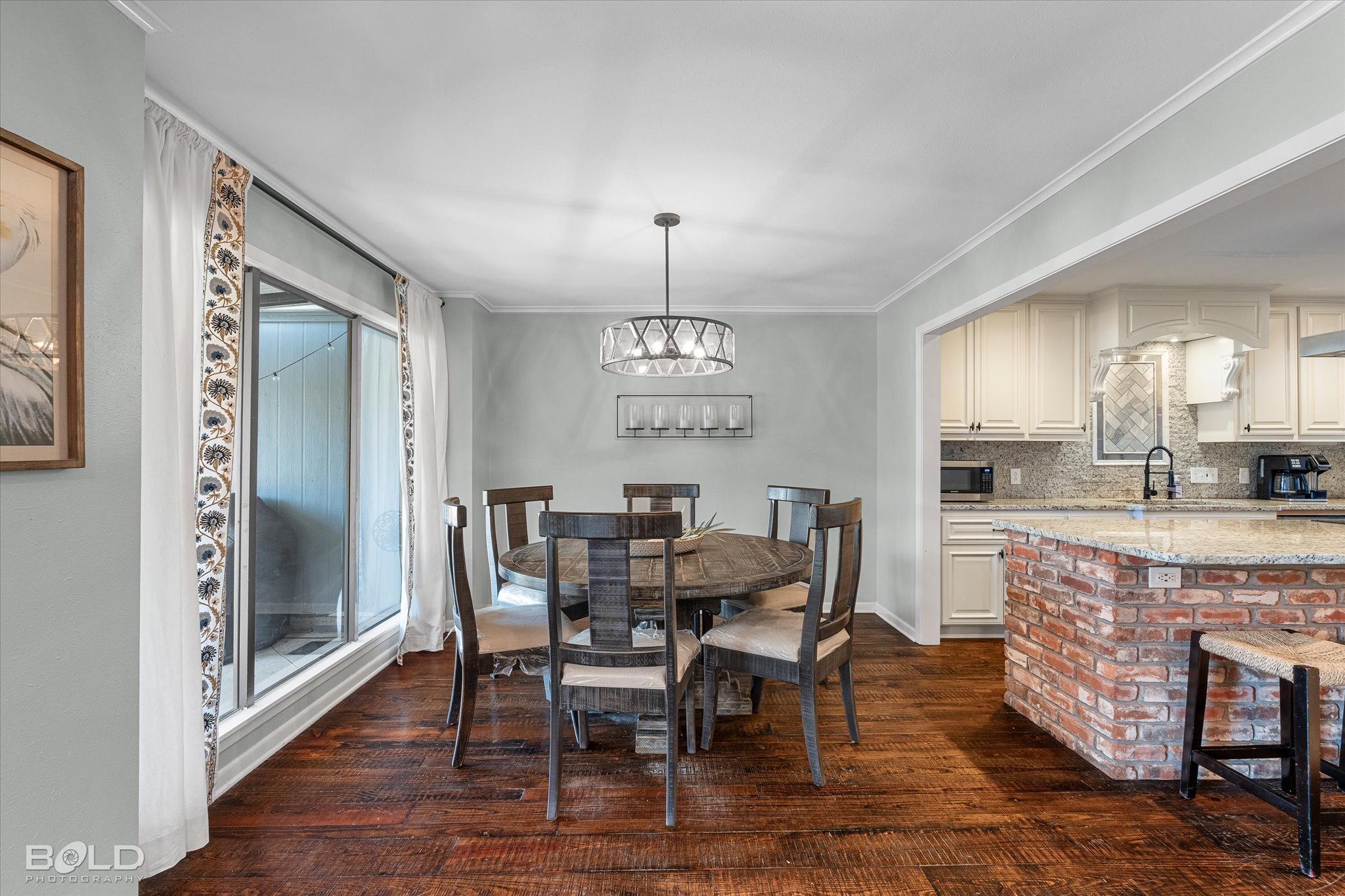 25-1812 Willow Point_25.jpg