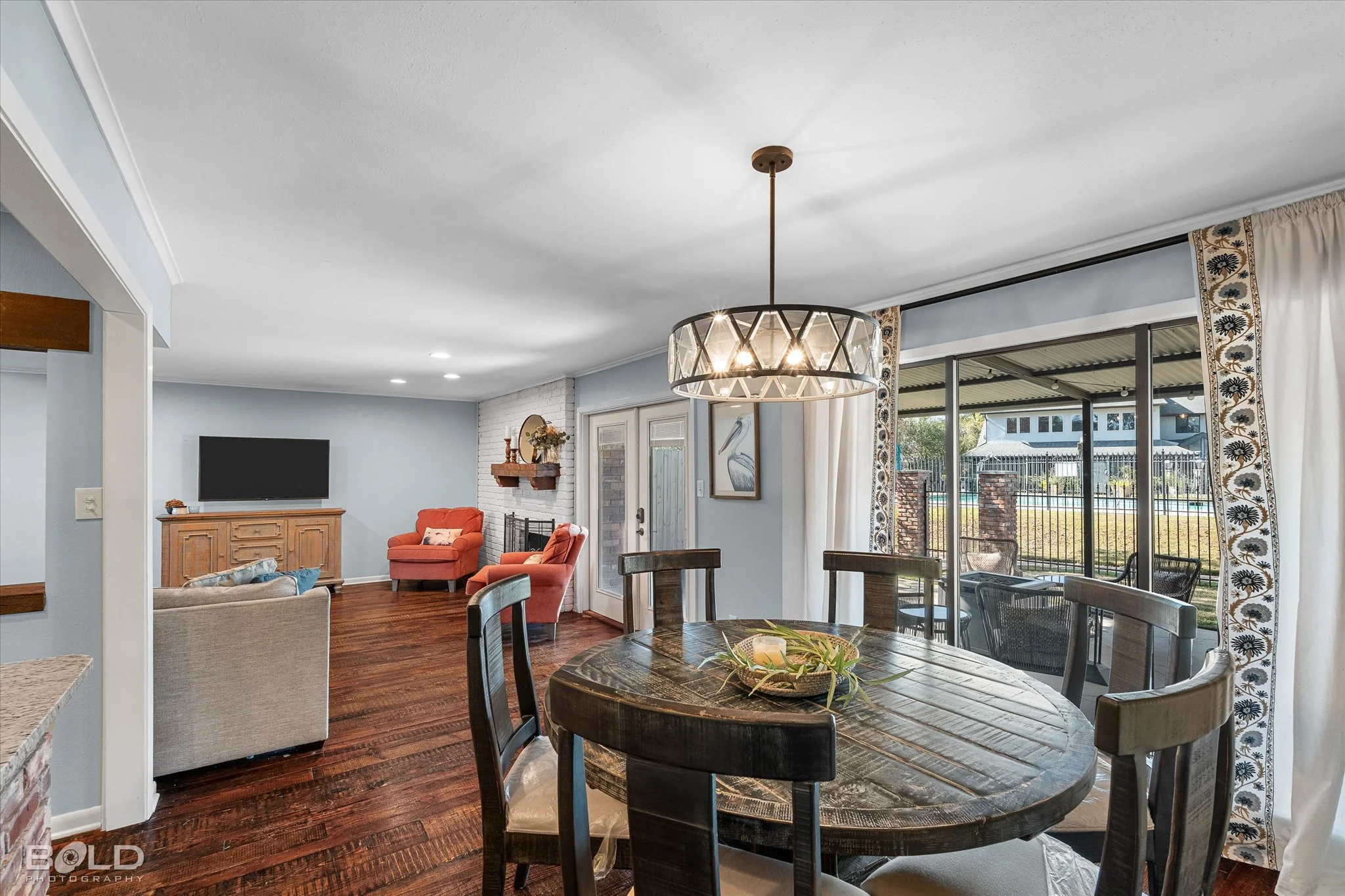 26-1812 Willow Point_26.jpg