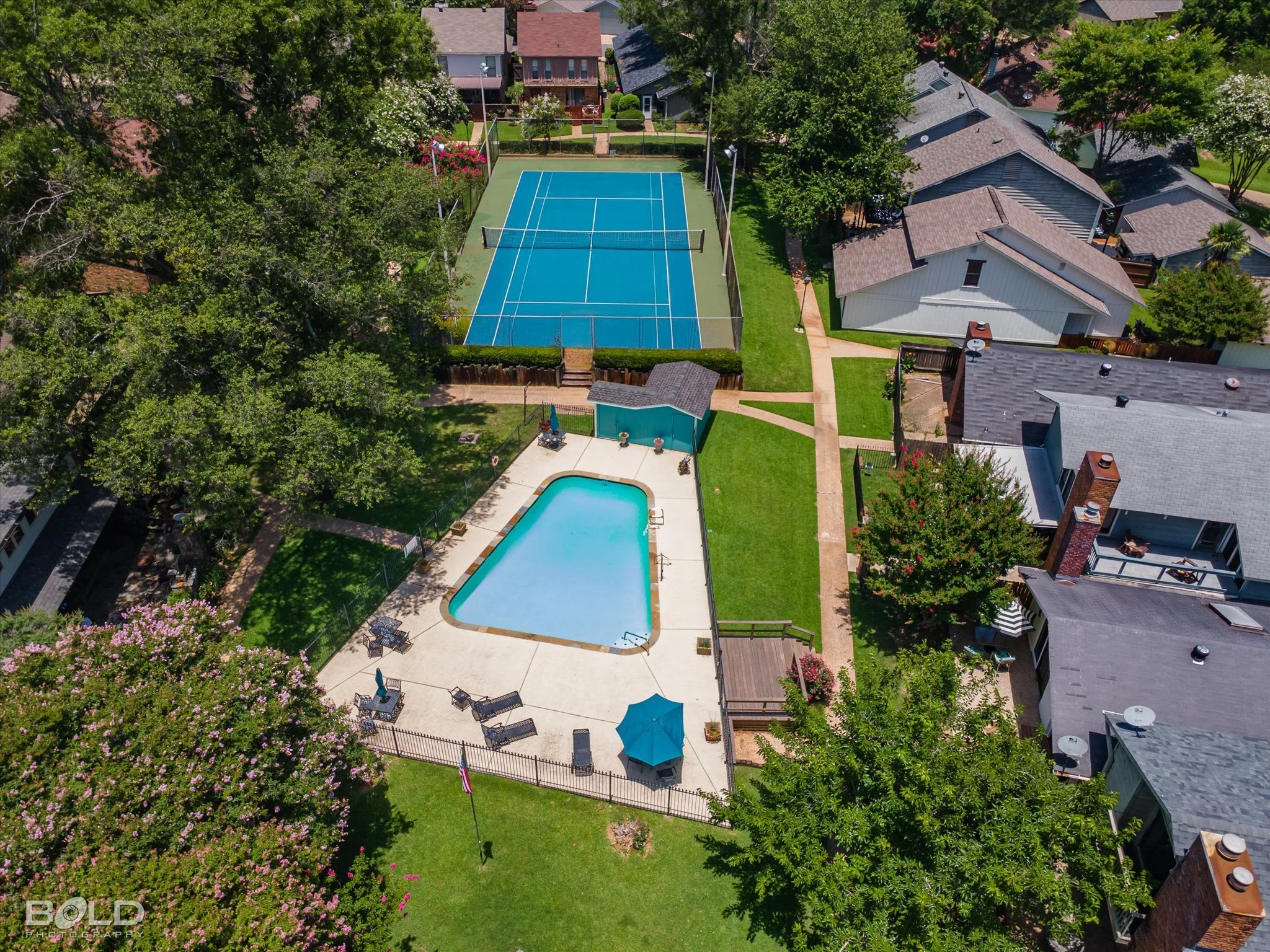 52-WillowPoint_Amenities_Aerial_04.jpg