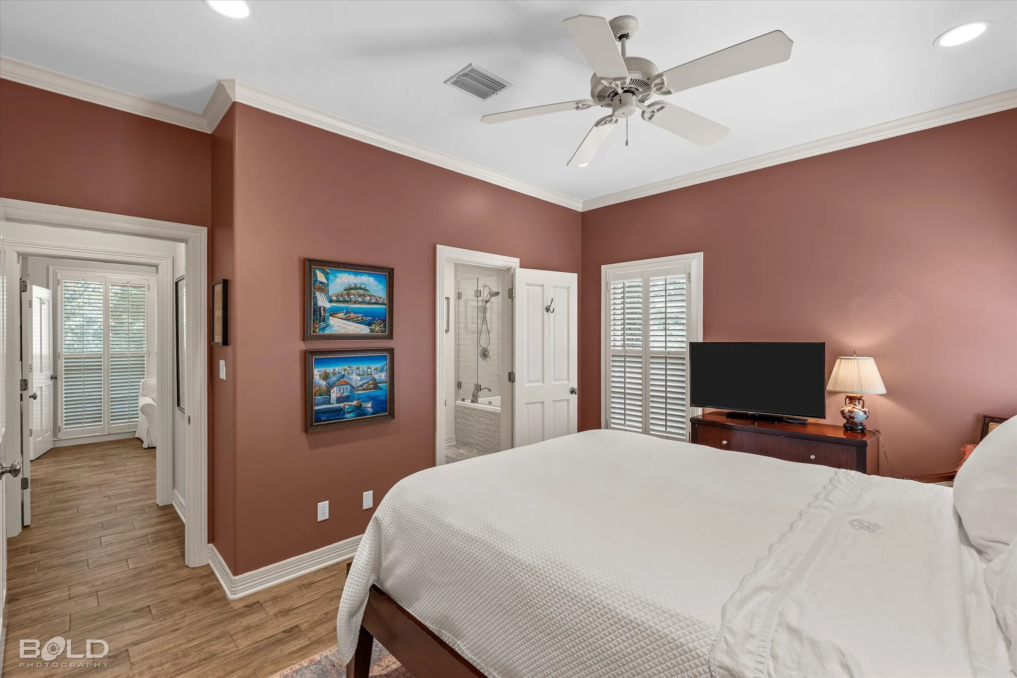 52-1034 N Pointe_52.jpg