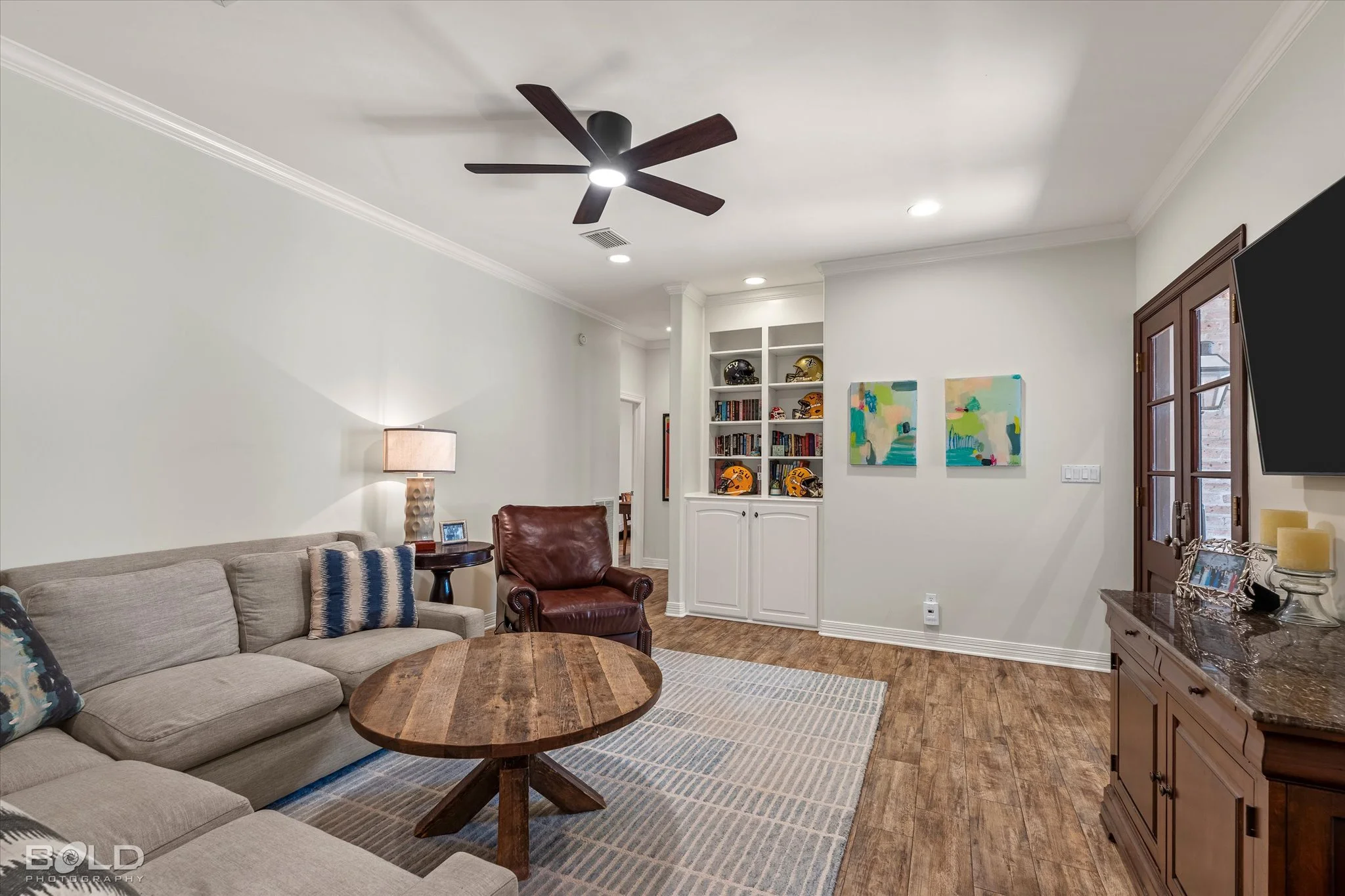 48-1034 N Pointe_48.jpg
