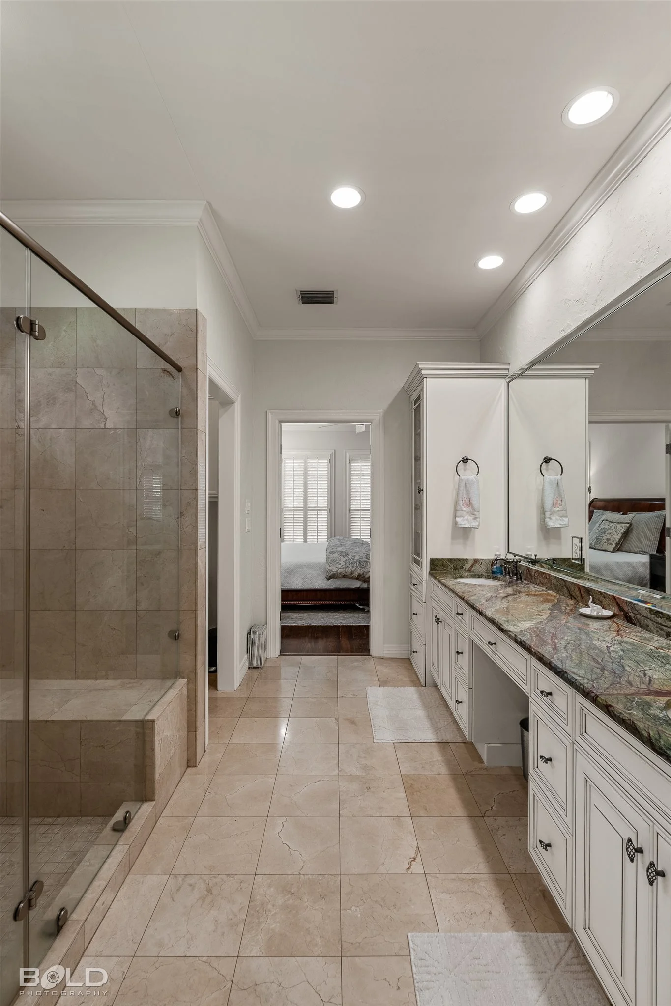 46-1034 N Pointe_46.jpg