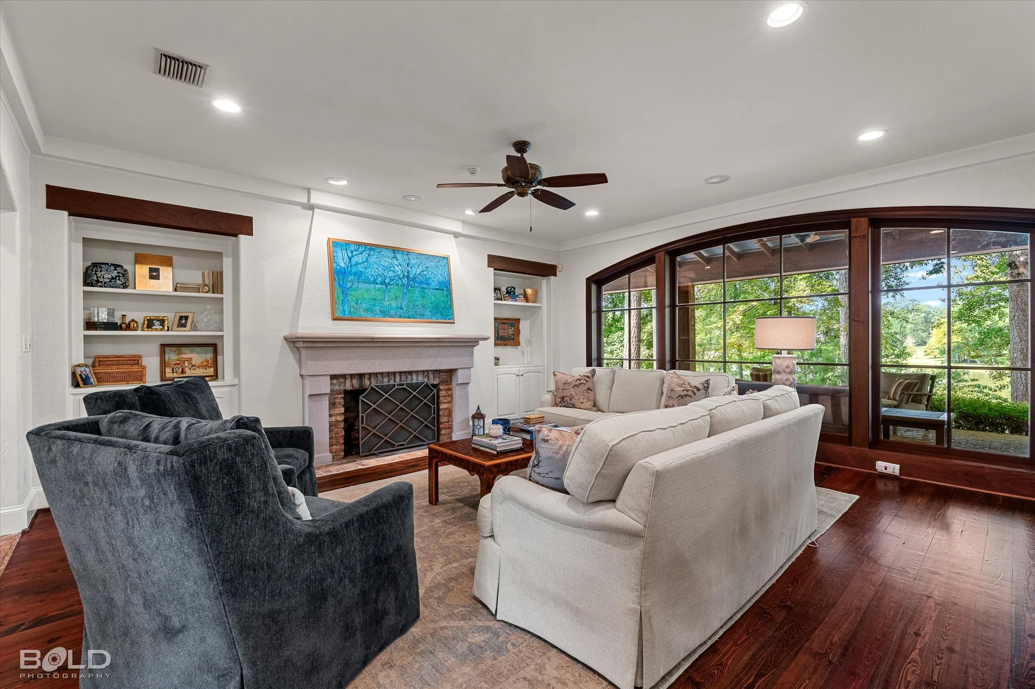 21-1034 N Pointe_21.jpg
