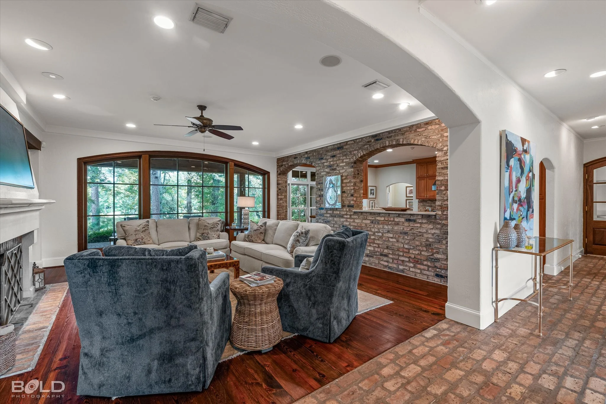 18-1034 N Pointe_18.jpg