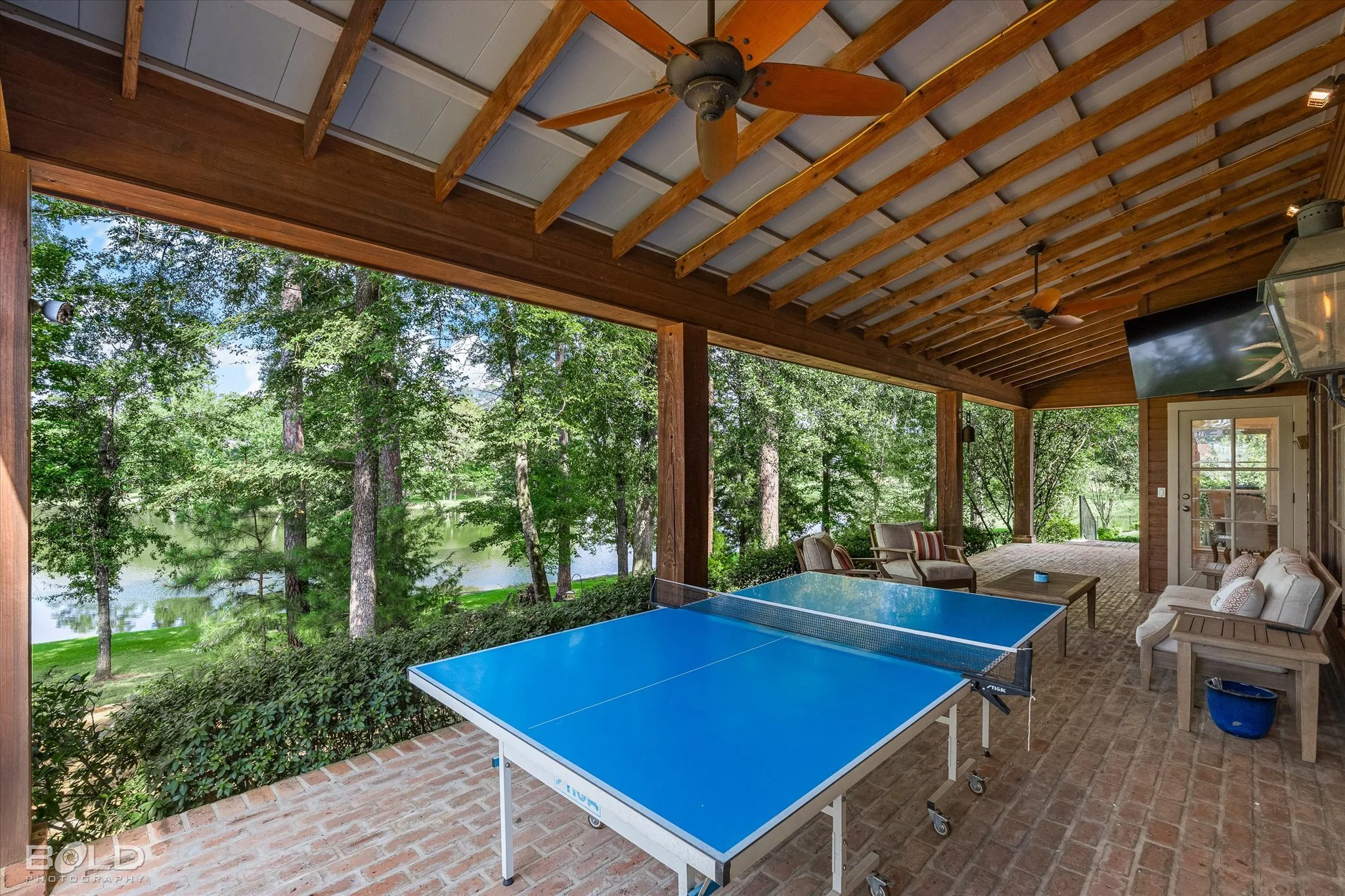 10-1034 N Pointe_10.jpg