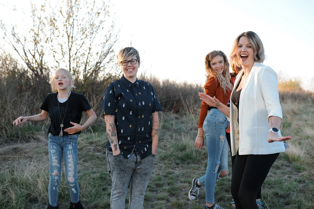 KB Girl Gang8821-1100.jpg