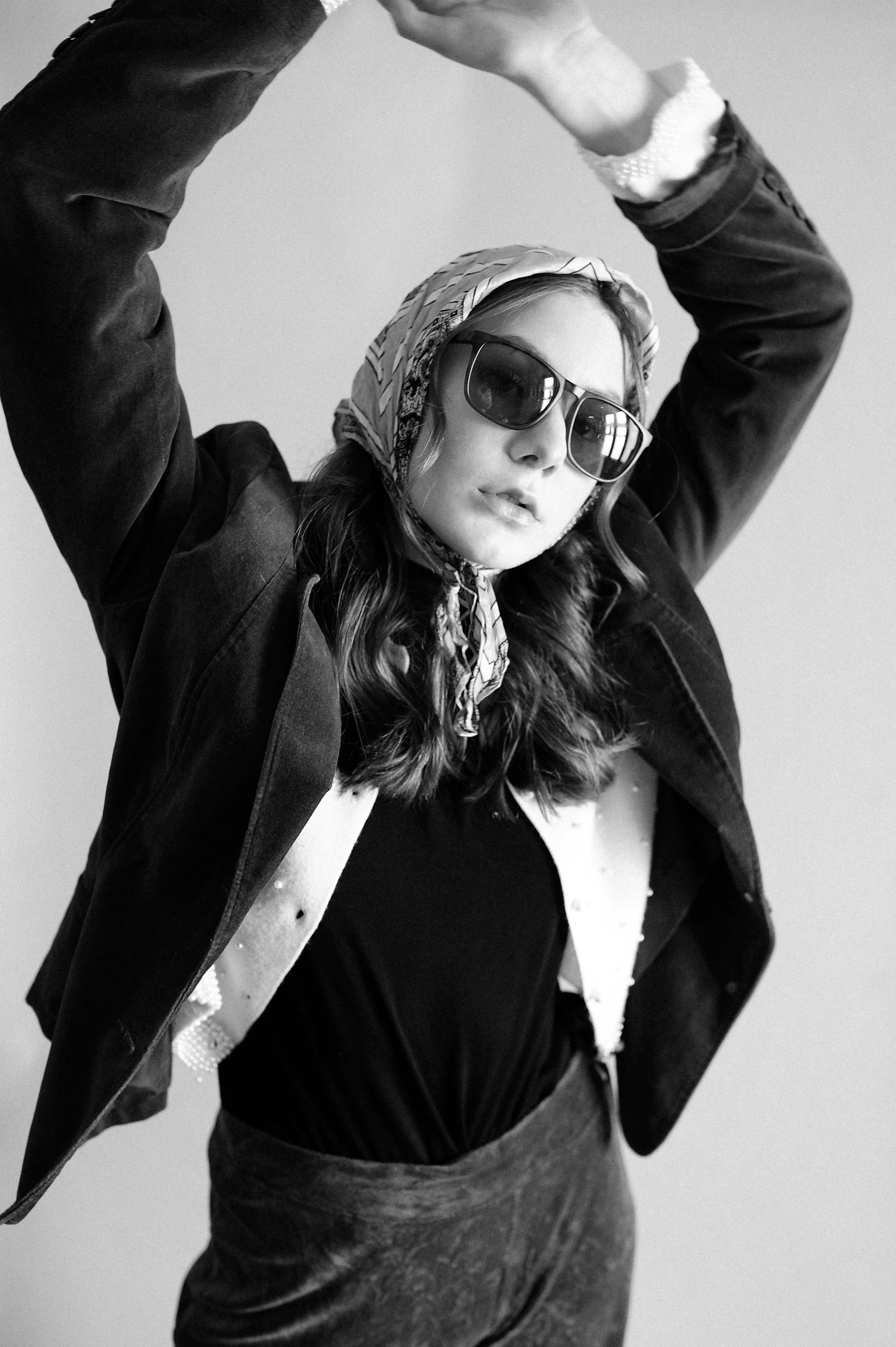 Audrey 7505bw.JPG
