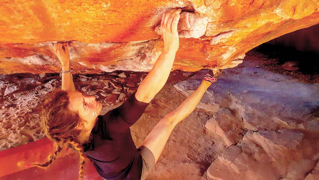 Steph in project mode, Warpaint and all, on Un Petit Hueco. Photo: Carlos Tkacz
