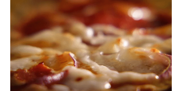 chicago-food-photographer-videographer-pizza_melt_320.gif