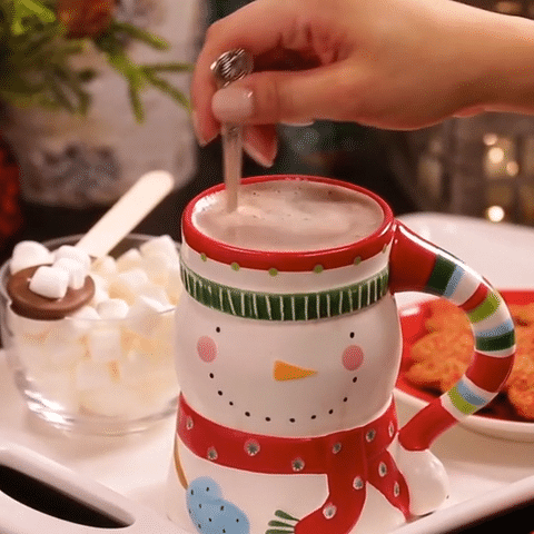 chicago-food-videographer-photographer-hot-cocoa-brian-beagureau.gif