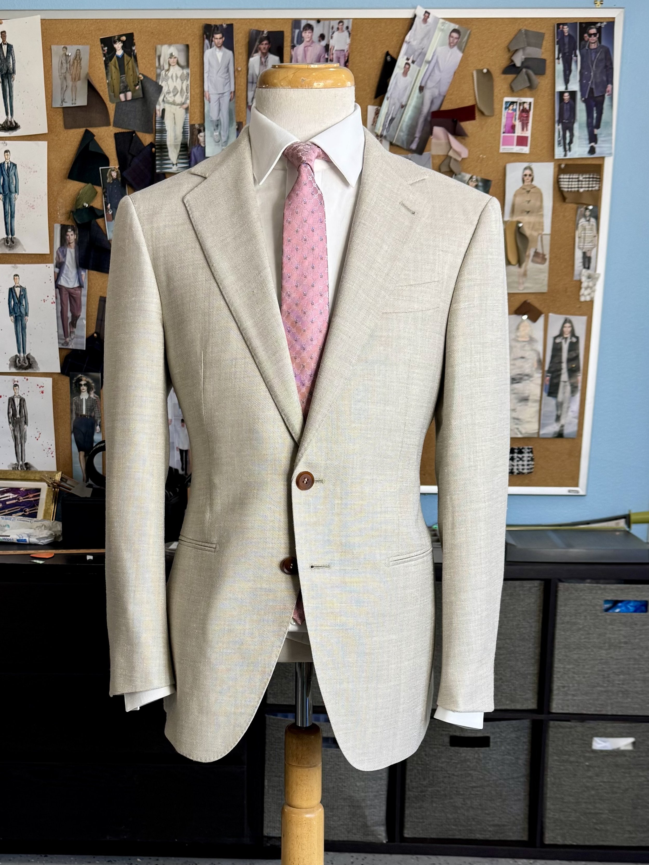 The Sand Linen &amp; Silk Tailor Made Suit for a Hawaii Beachside Wedding