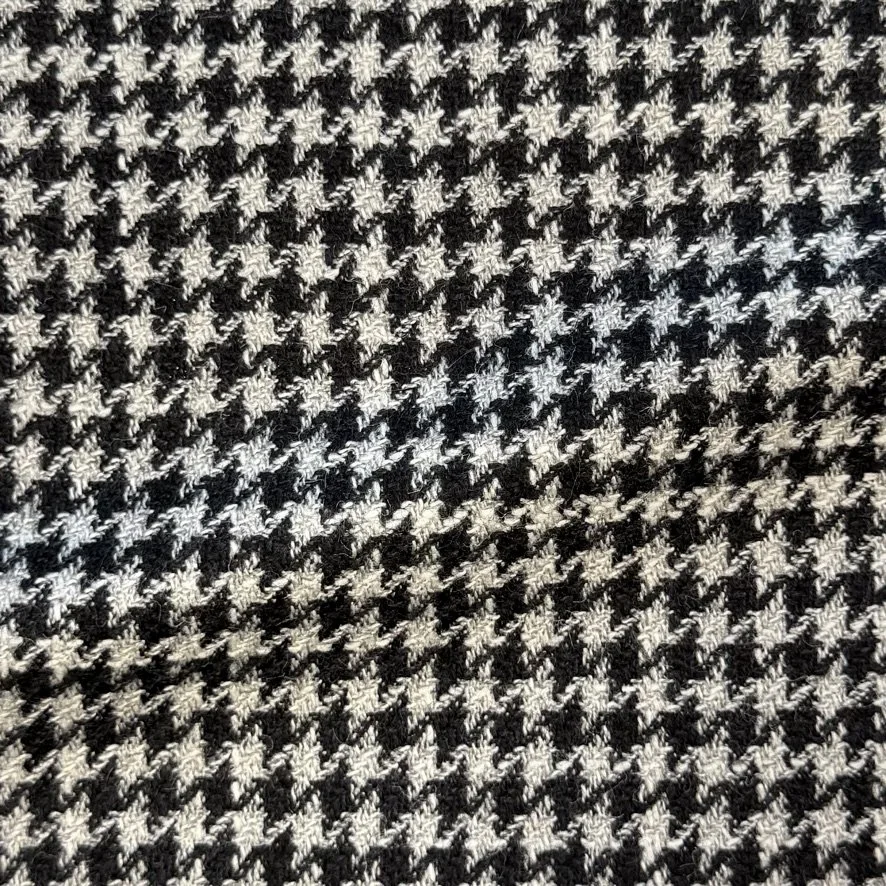 Silver Houndstooth