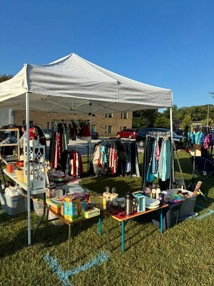 Yard sale day at Holy Cross Lutheran Church 8-1:00pm
#yardsale #towson #fleemarket