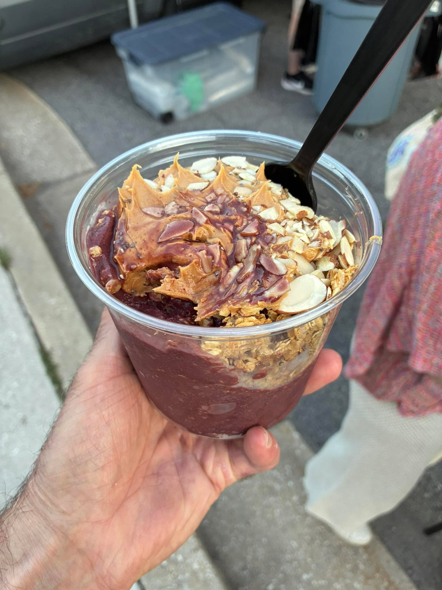 At a food truck event at Long Green Long Green Volunteer Fire CompanyDepartment and the family got some delicious food from Lyfe Acai &amp; Smoothie Bar.
I got the PB Lovers bowl.
#foodtruck #lyfeacai #healthylifestyle