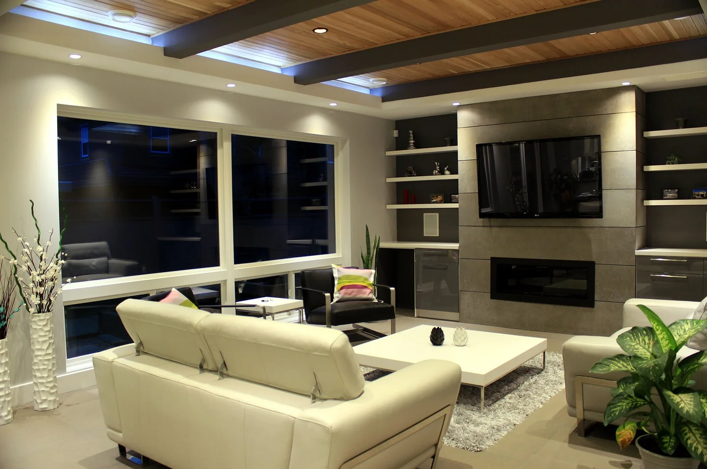 Barmond Family Room.jpg