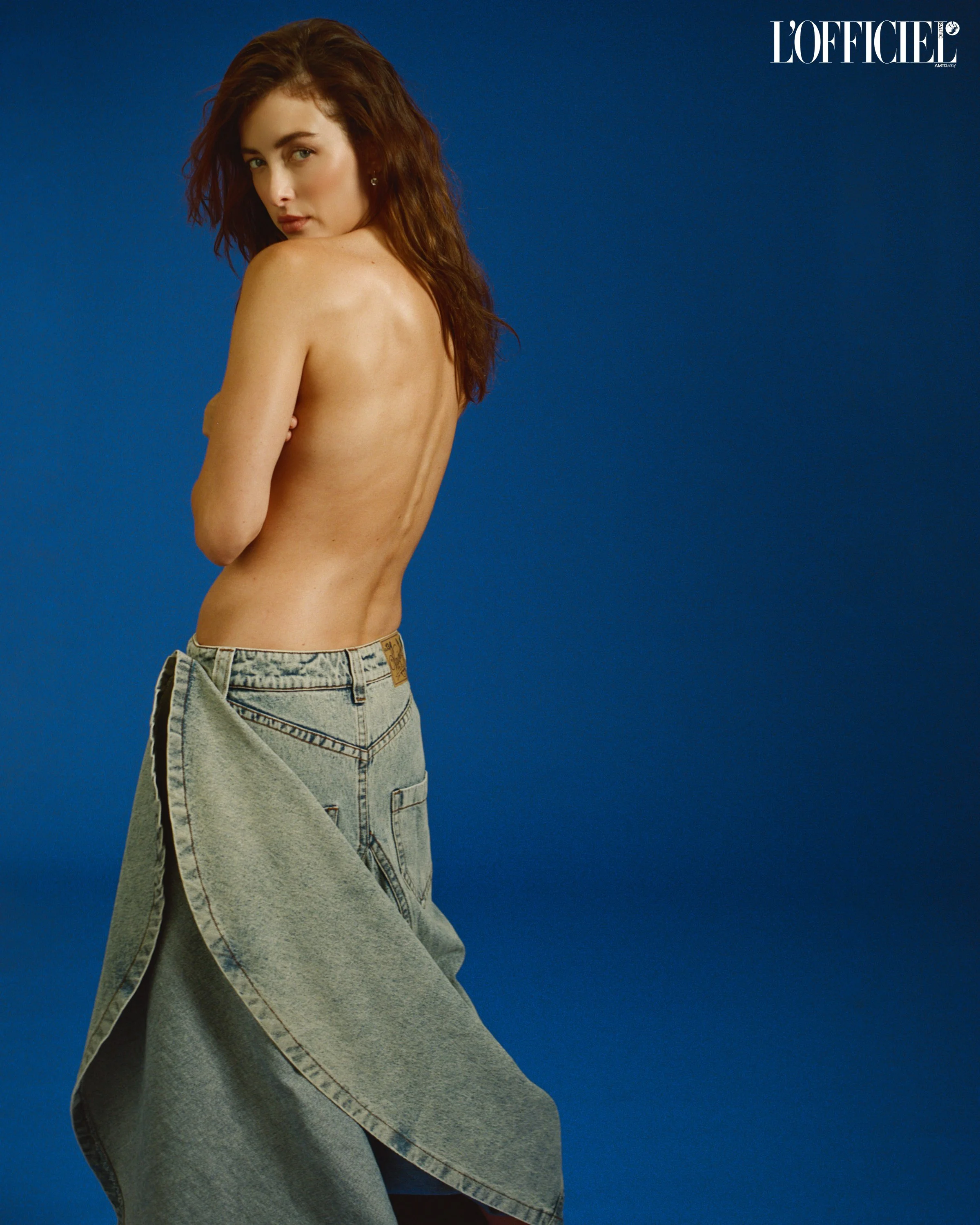 L'OFFICIEL_BALTIC_MOMENTS_AWAY_PATRICK_KIM_2.jpg