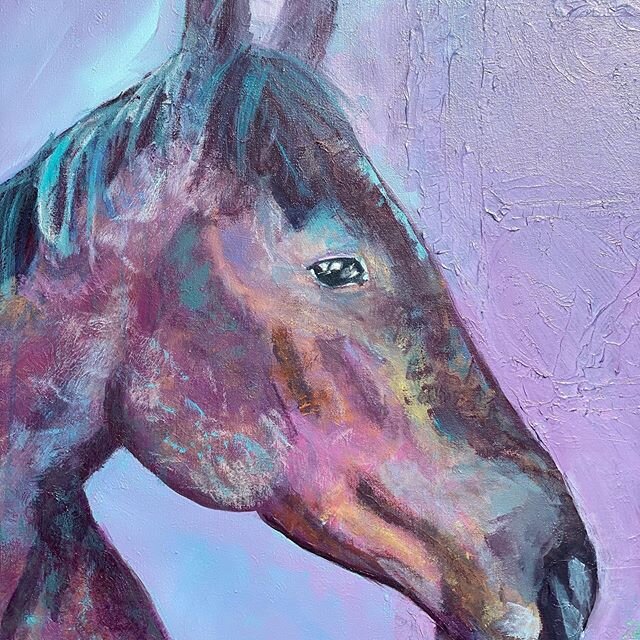 Finally moving on this guy! #kelliedayart #artistsoninstagram #horse #color