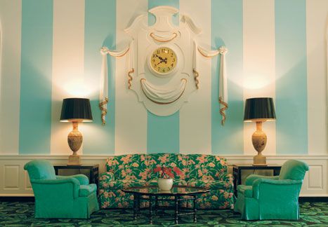 54ffcf5325c33-arc0605-001-clockseating-325.jpg