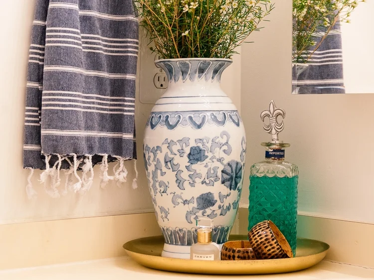 A Guide to Vintage Decanters How to Clean Them, Use Them and Decorate