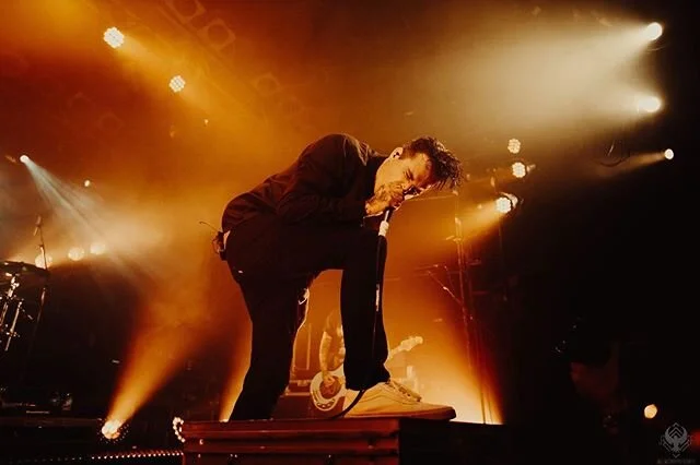 Can&rsquo;t wait to get editing the photos from tonight. Here&rsquo;s one from when they played London last time. 🖤🔥 #theamityaffliction #metalcore #everyonelovesyouonceyouleavethem #joelbirch #canon #electricballroom #musicphotography