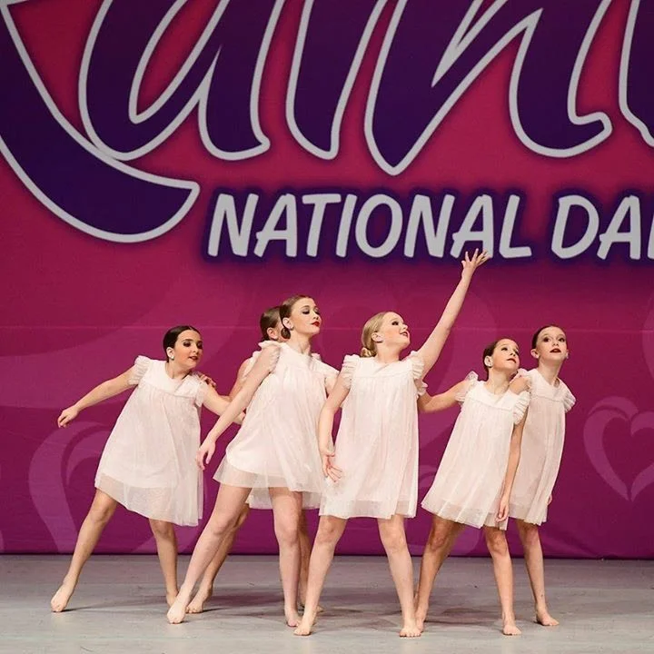 MAC Dance