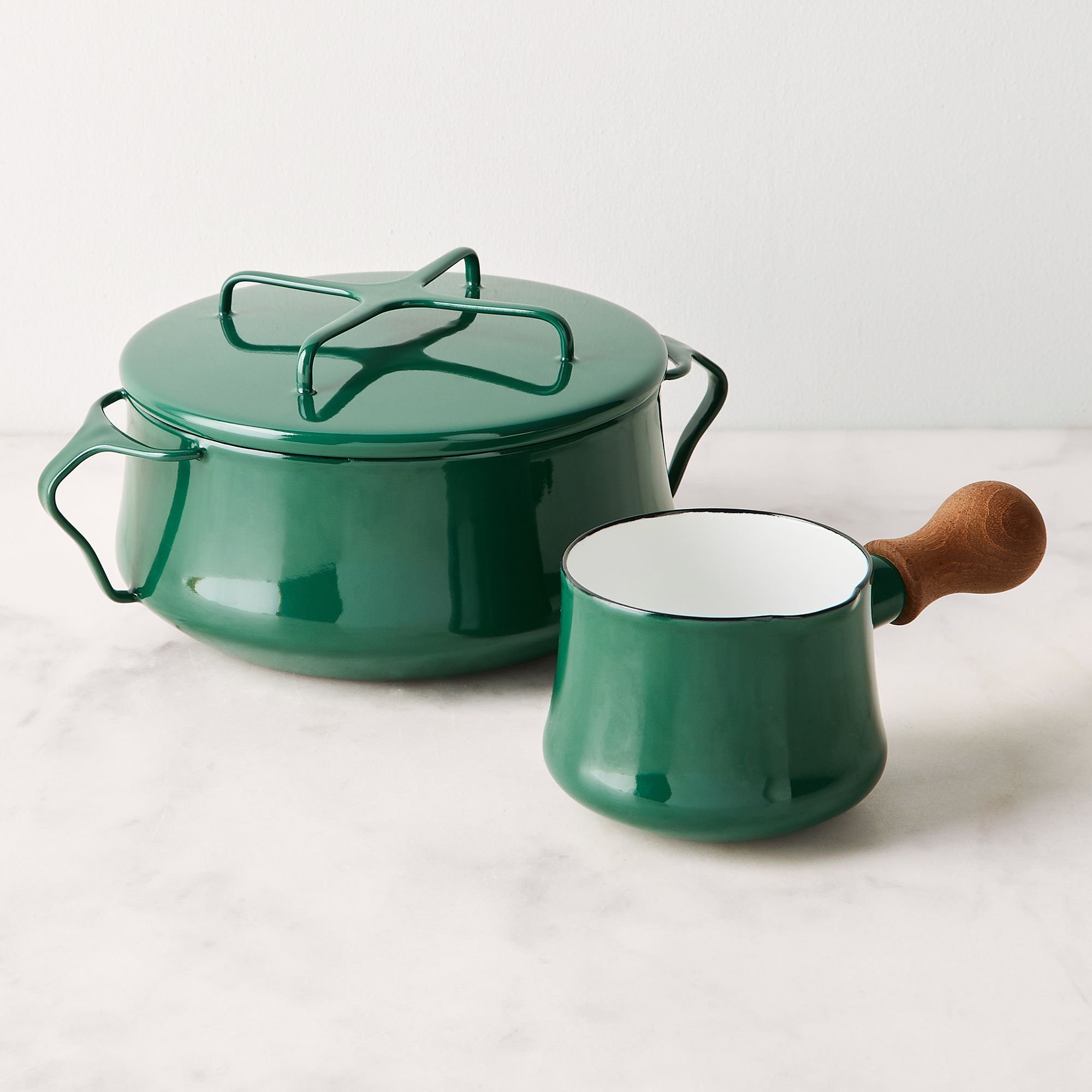 638c2056-b3f8-4a6f-8bc2-f3e0f294b9e5--2023-1023_dansk_kobenstyle-butter-warmer-and-2qt-casserole-bundle_arugula_1x1_ty-mecham.jpg