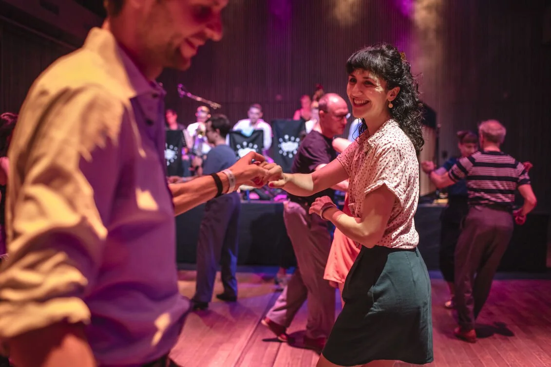 Lindy Hop Beginner 1 