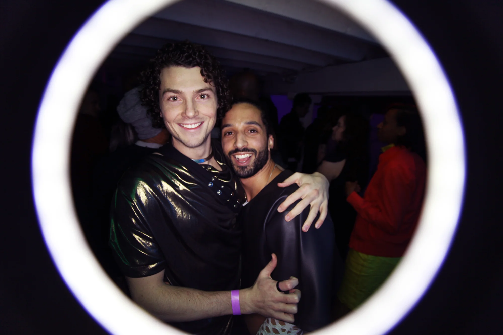 lunatic-ball_32935652483_o.jpg