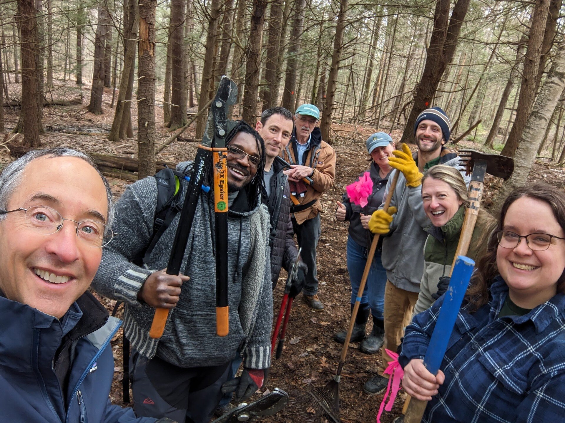 What a fabulous turnout for our first volunteer day of the season! 

This great group helped clear a new trail and remove invasive plants at Underwood Springs Forest. The trail they were working on is still under construction, but once it's done it w