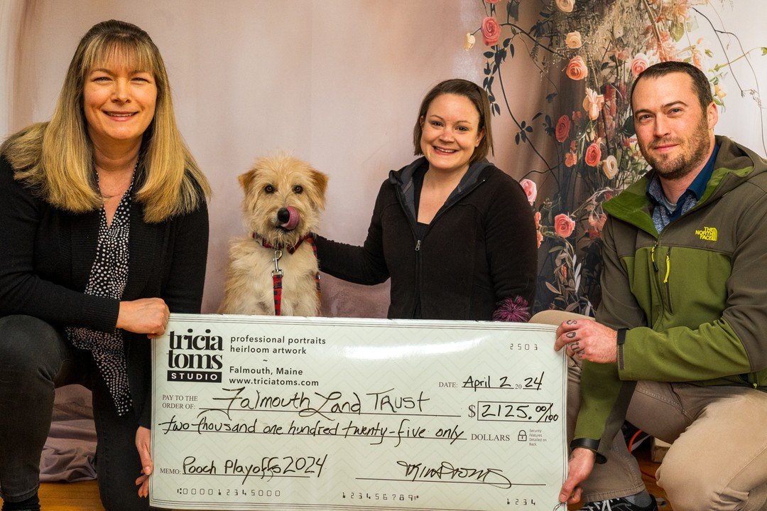 Our thanks to photographer @triciatoms for selecting FLT as the beneficiary of her recent Pooch Playoffs event. Pictured here is the winning dog, Virgil, his parents Shawna Demoree and Ben Boggs, plus Mila Plavsic, FLT's executive director. Funds wil