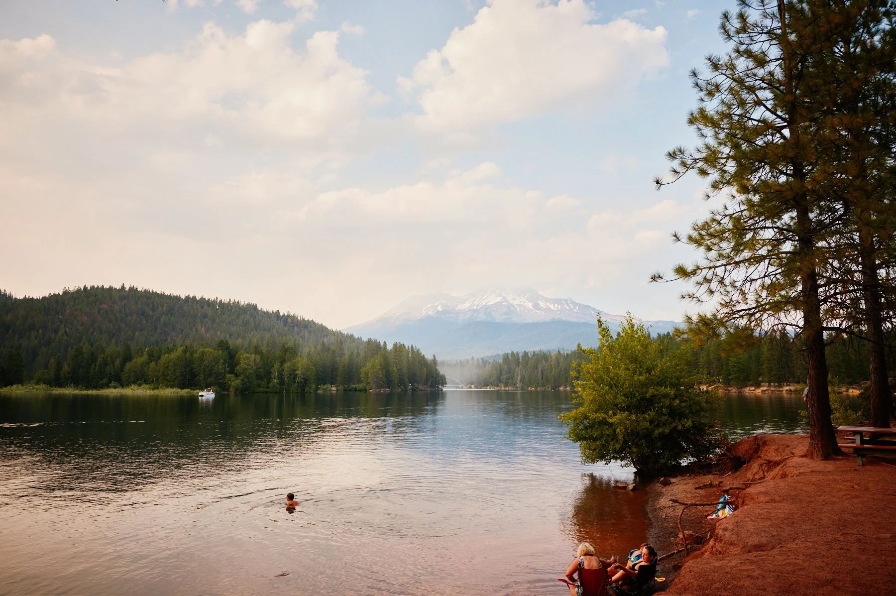 Lake_Siskiyou_0037.jpg