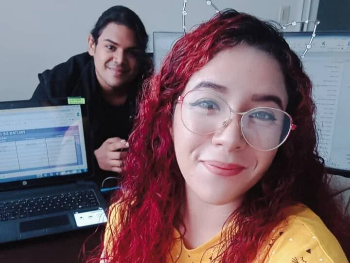 Meet Laura Lamón, dubbing manager, and Angel Mujica, narrator talent for the series Pocoyo.