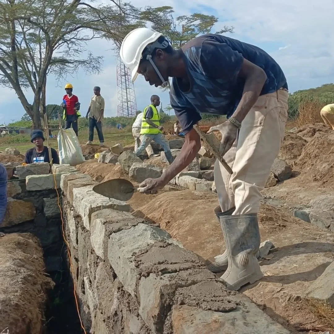 🌅 A Community-Led Milestone at KCC!

Thanks to the leadership and vision of the KCC community, supported by SDI-Kenya and Muungano wa Wanavijiji, we&rsquo;re on our way to completing the ground floor of the Safe Space. 

Every brick reflects residen