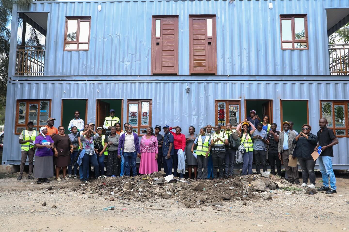 Kiamaiko Container Hub Milestone! 🚛💪

Today, the SDI-K and Muungano teams teamed up with sub-county reps, adaptation coordinators, administrators, and the contractor to unload containers from the fabrication workshop right here in Kiamaiko. 

This 