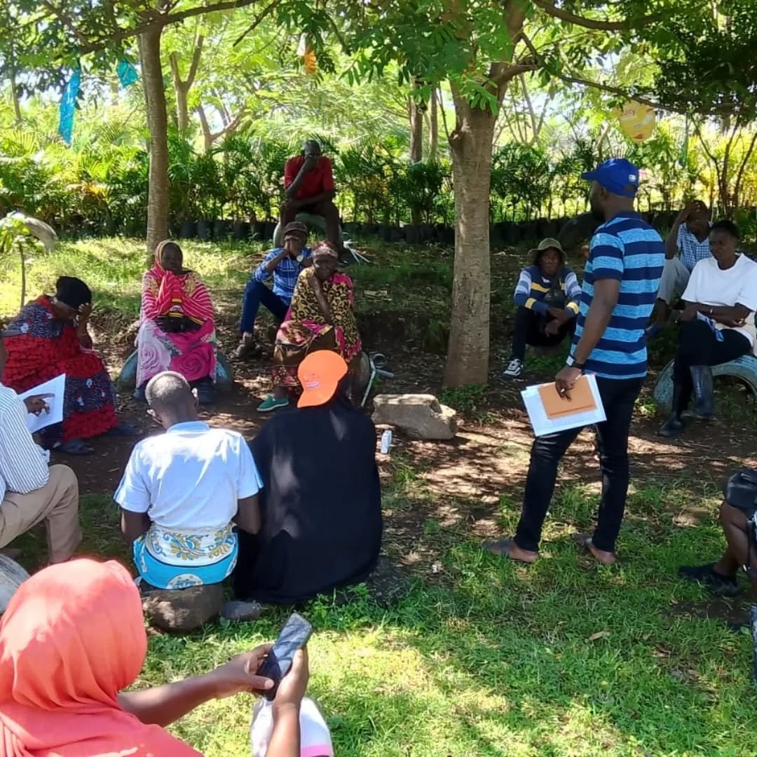 Today in Bandani informal settlement, Kisumu, community members came together for meaningful discussions on water governance and the future of water service delivery in their community. One of the most important outcomes was the strong commitment sho