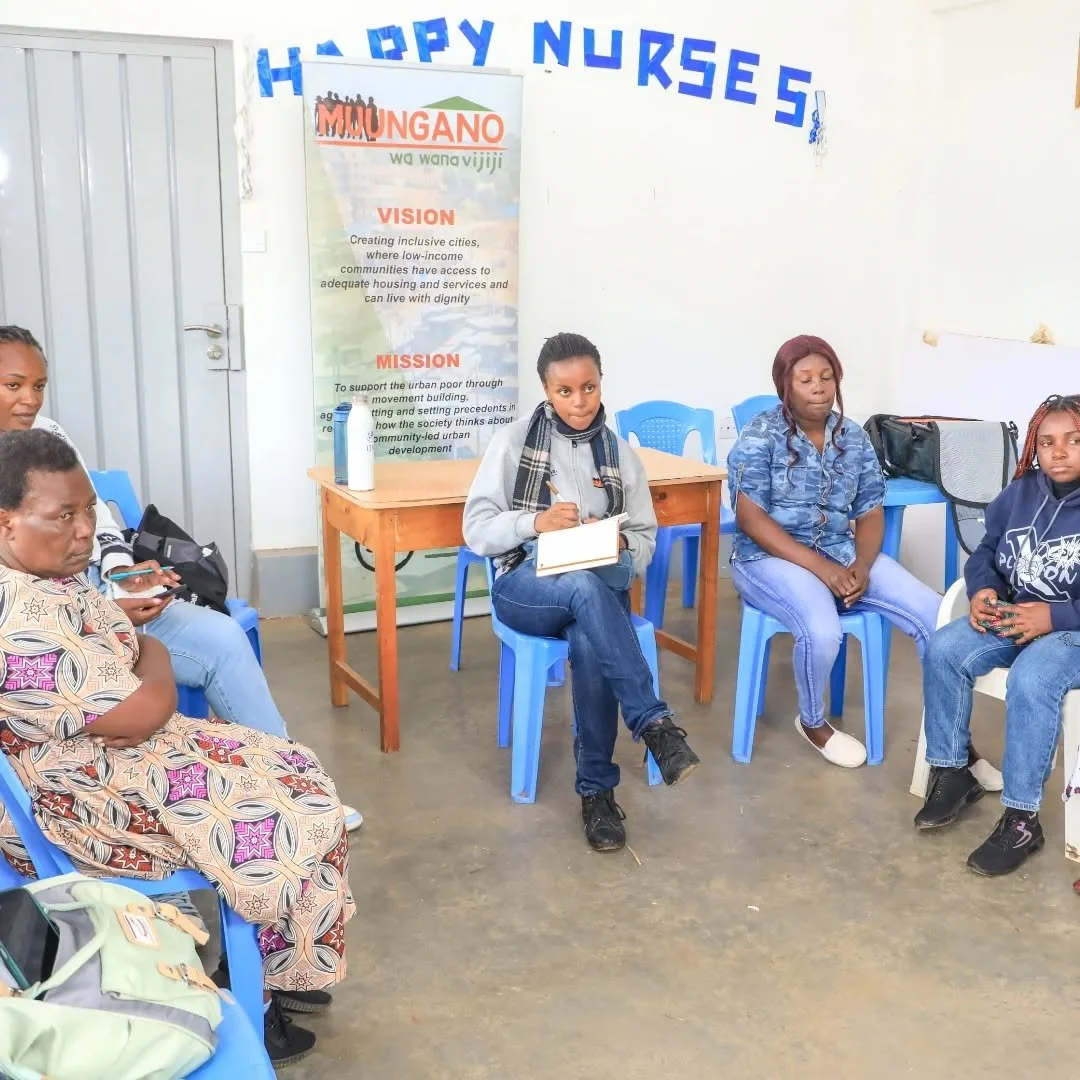 ROOH Kahawa Soweto hosted a reflection session to document the ROOH Kenya process from the perspective of homeowners. Together, we revisited the journey, discussing what worked well and identifying key challenges encountered during construction that 