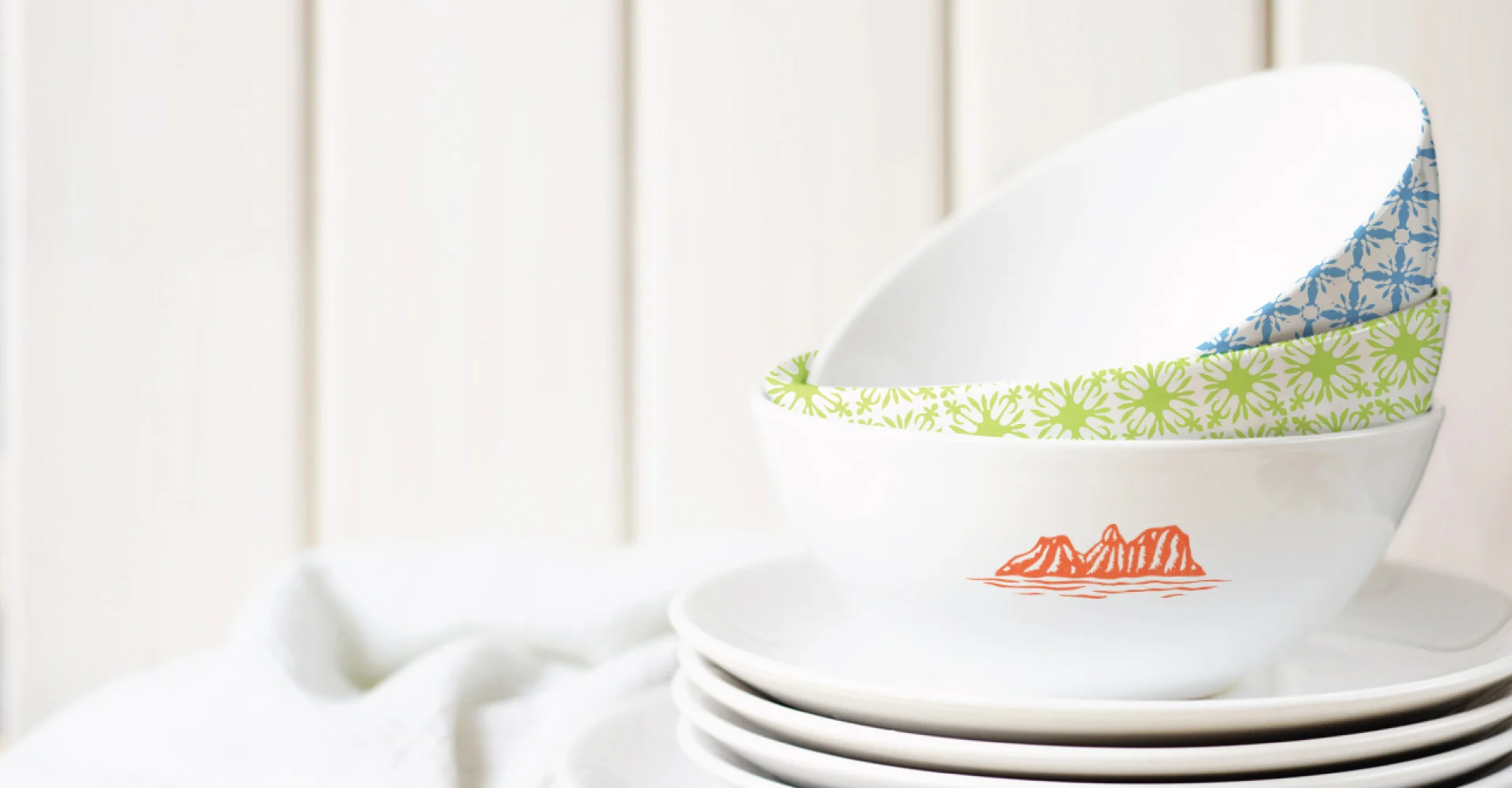 Creative_Retail_Packaging_Branding_Identity_Package_Design_AnaholaGranola_05-1.jpg