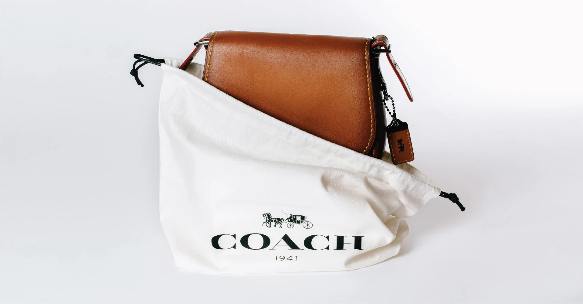 Creative_Retail_Packaging_Package_Design_Luxury_Coach_04.jpg