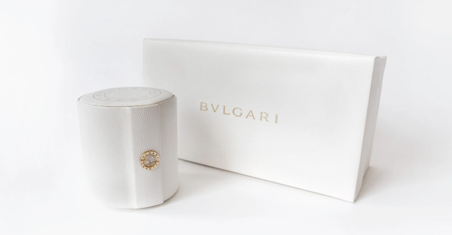 Creative_Retail_Packaging_Custom_Luxury_Packaging_Bvlgari_04.jpg