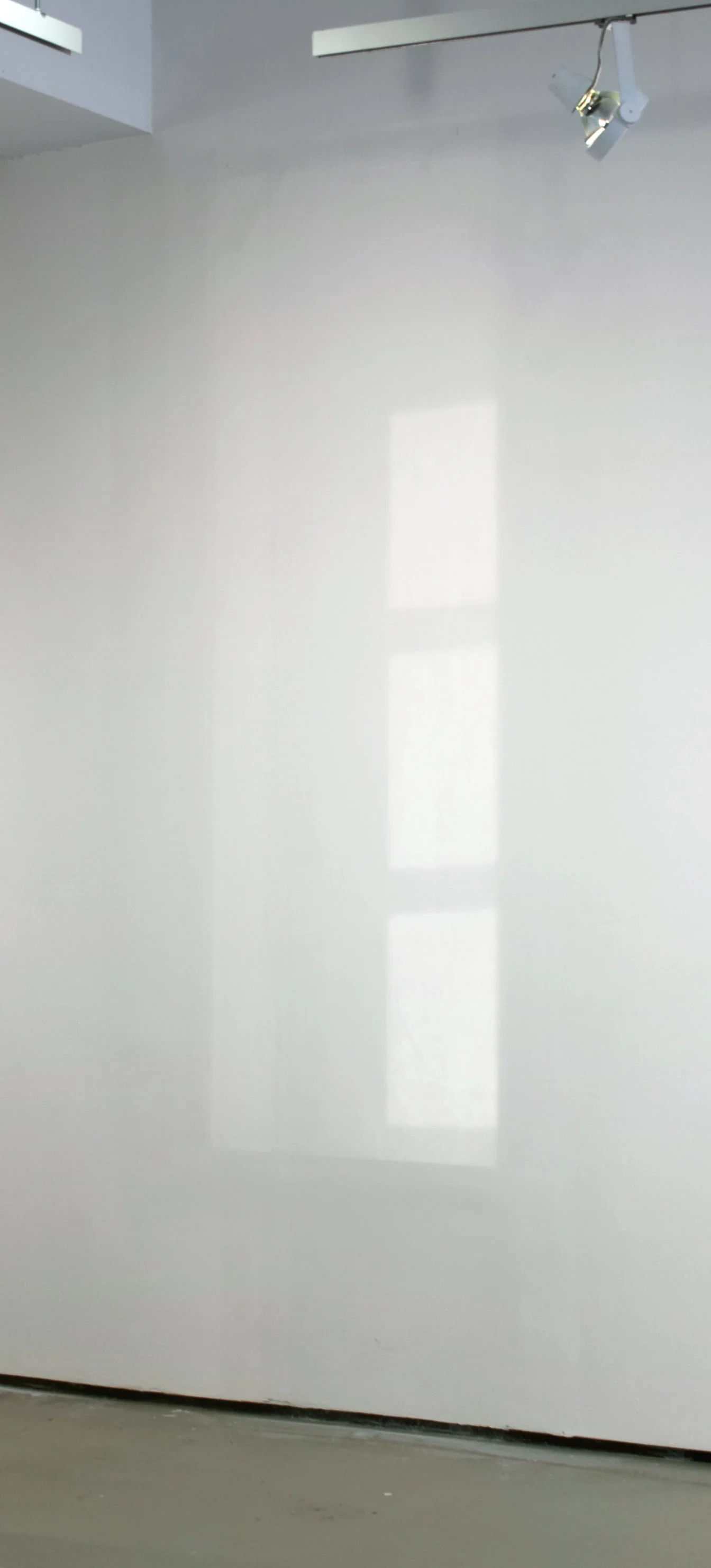 GhostWindow-bal-2.jpg